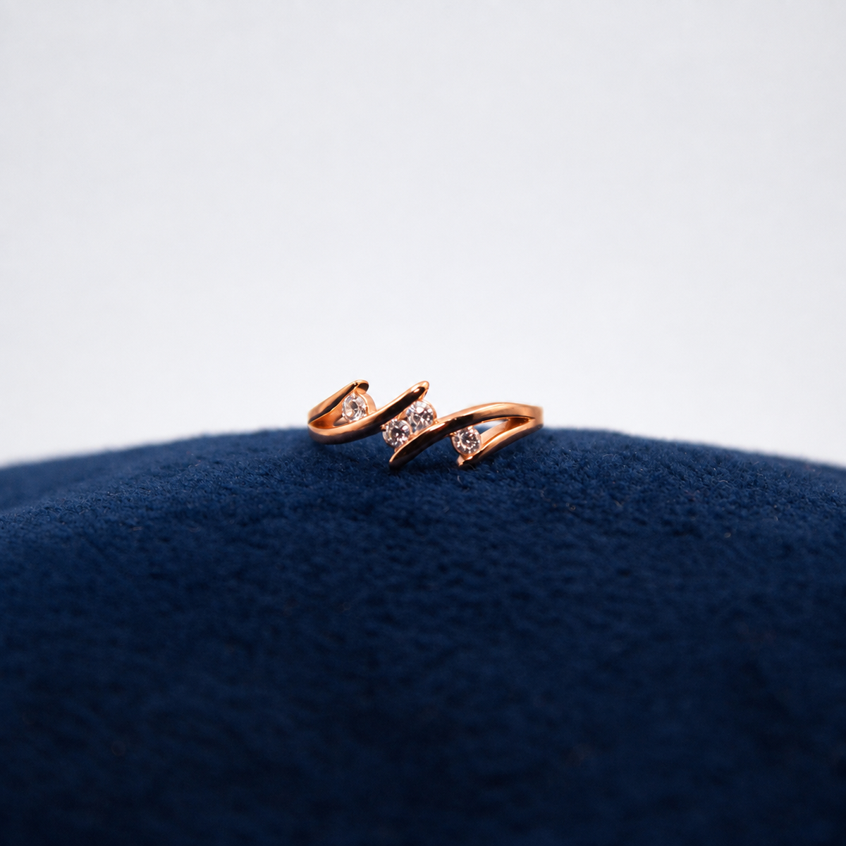Roselle Layered Crystal Toe Ring