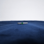 Silver Emerald Élan Ring
