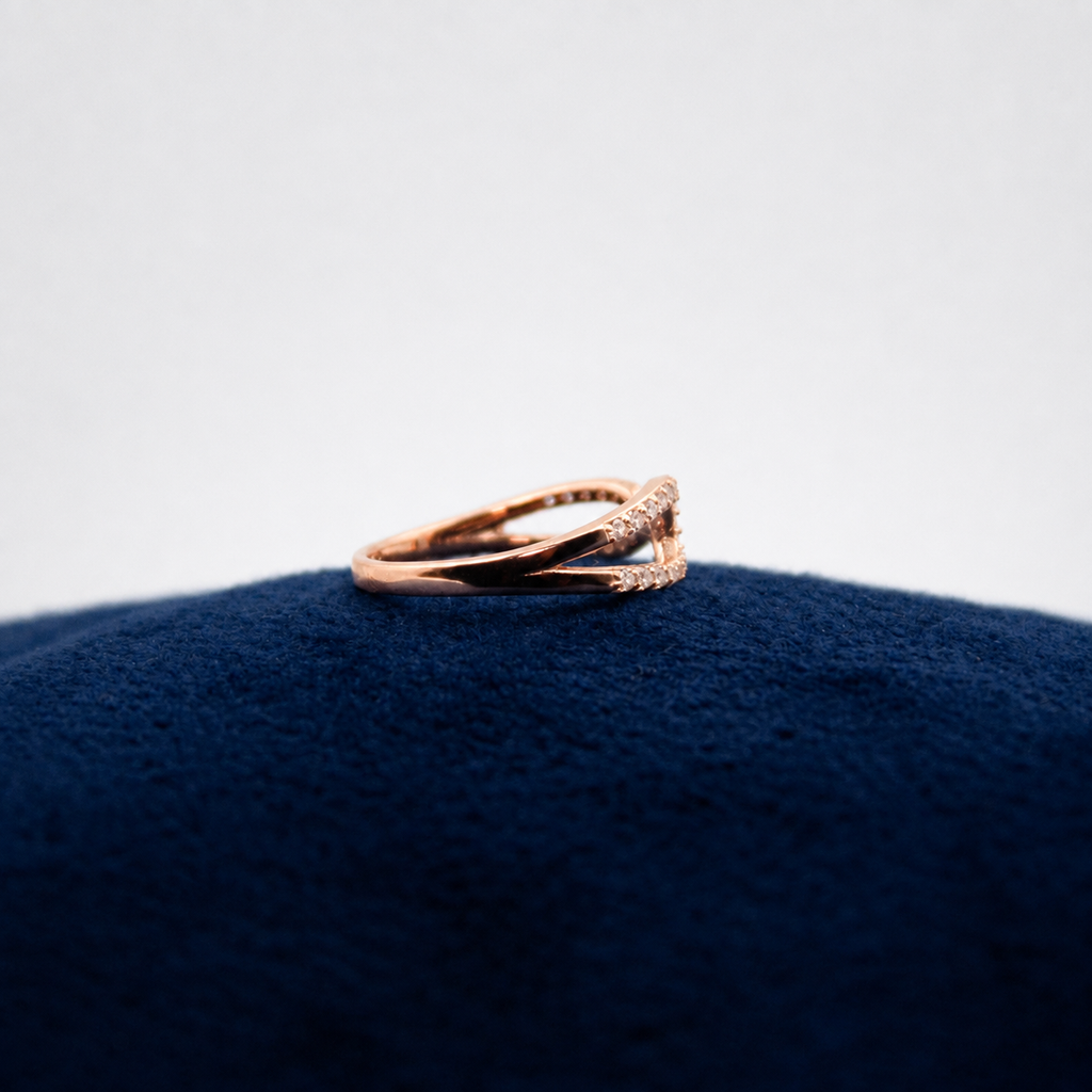 Roselle Double Loop Toe Ring