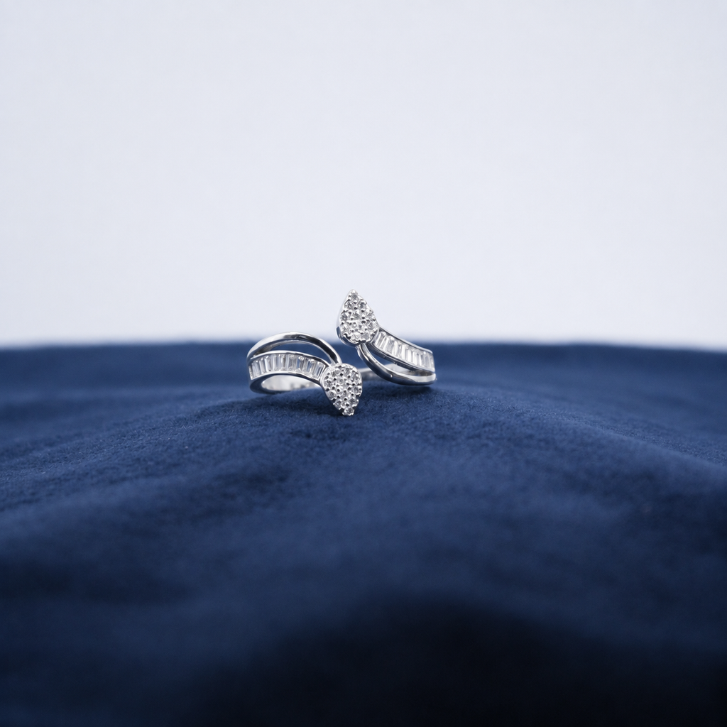 Silver Fleurpoint Open Ring