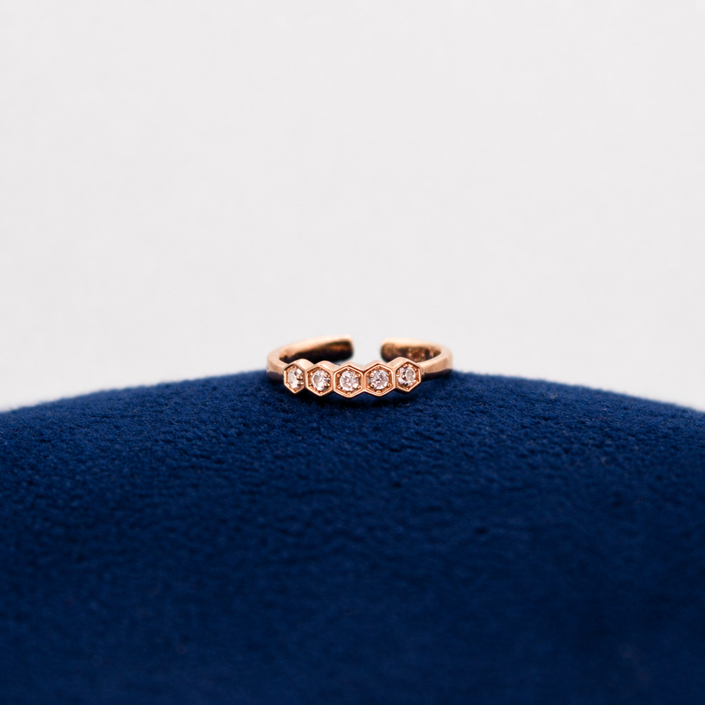 Rosé Crystal Line Toe Ring
