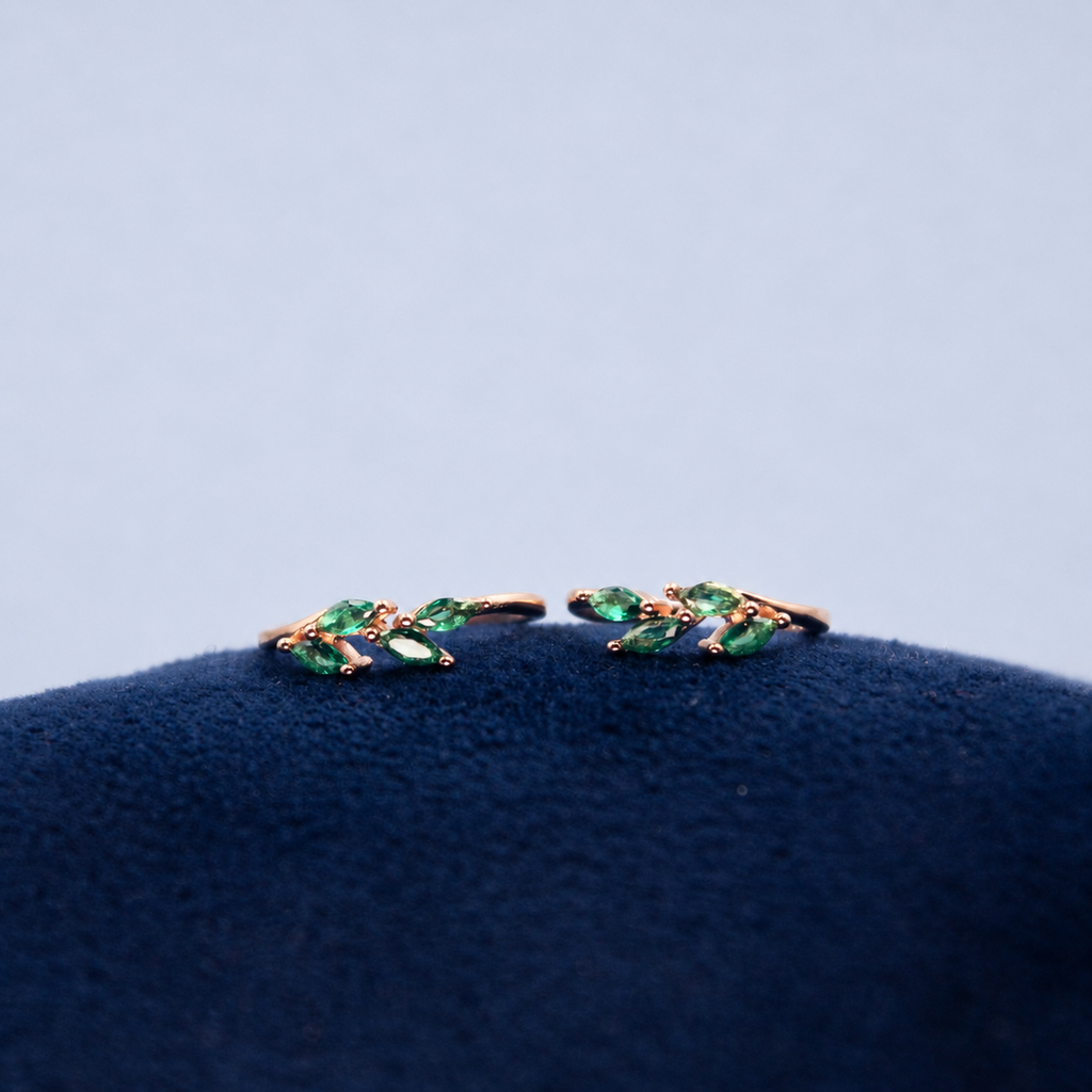 Rosé Emerald Leaf Toe Ring
