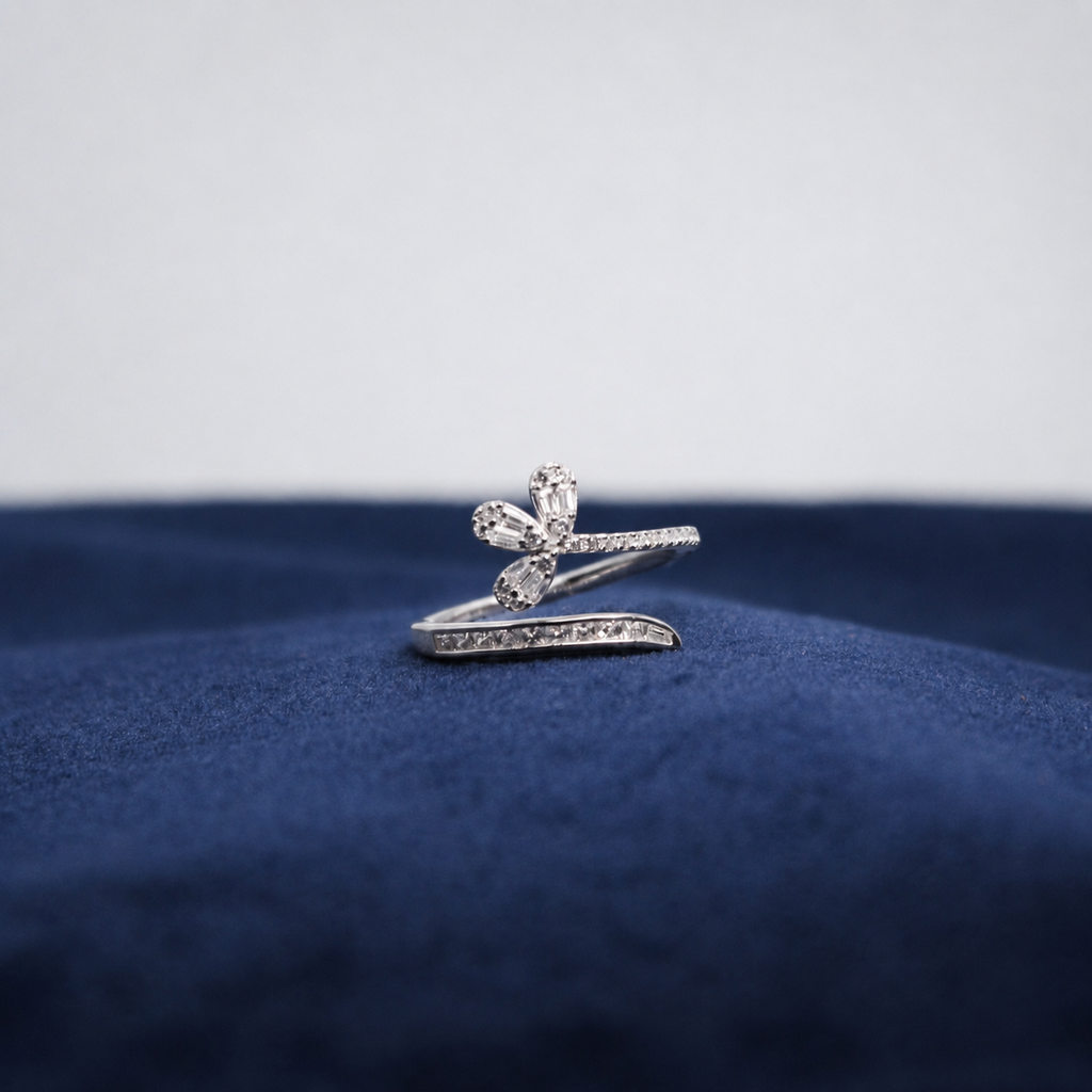 Silver Four-Petal Crystal Ring