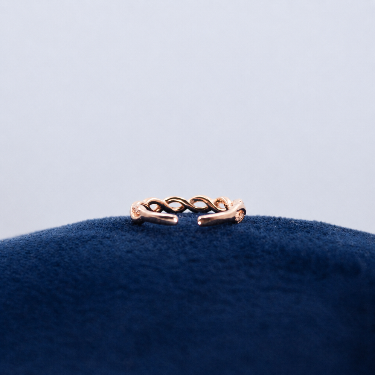 Roselle Woven Toe Ring