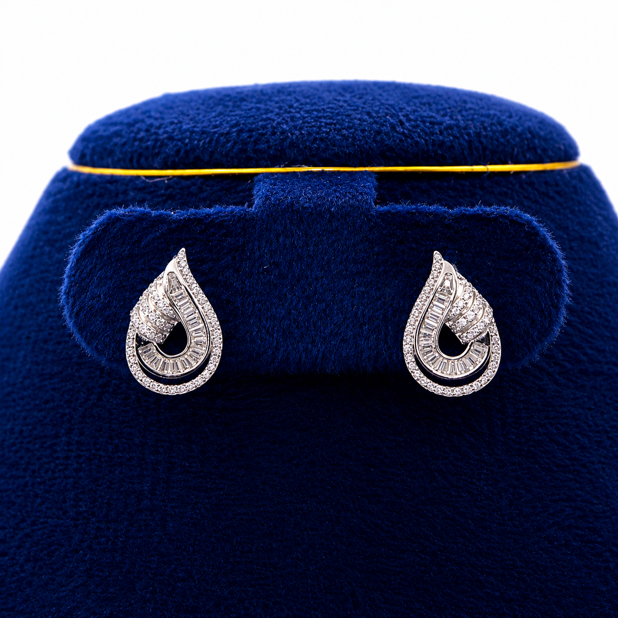 Frost Teardrop Grace Set
