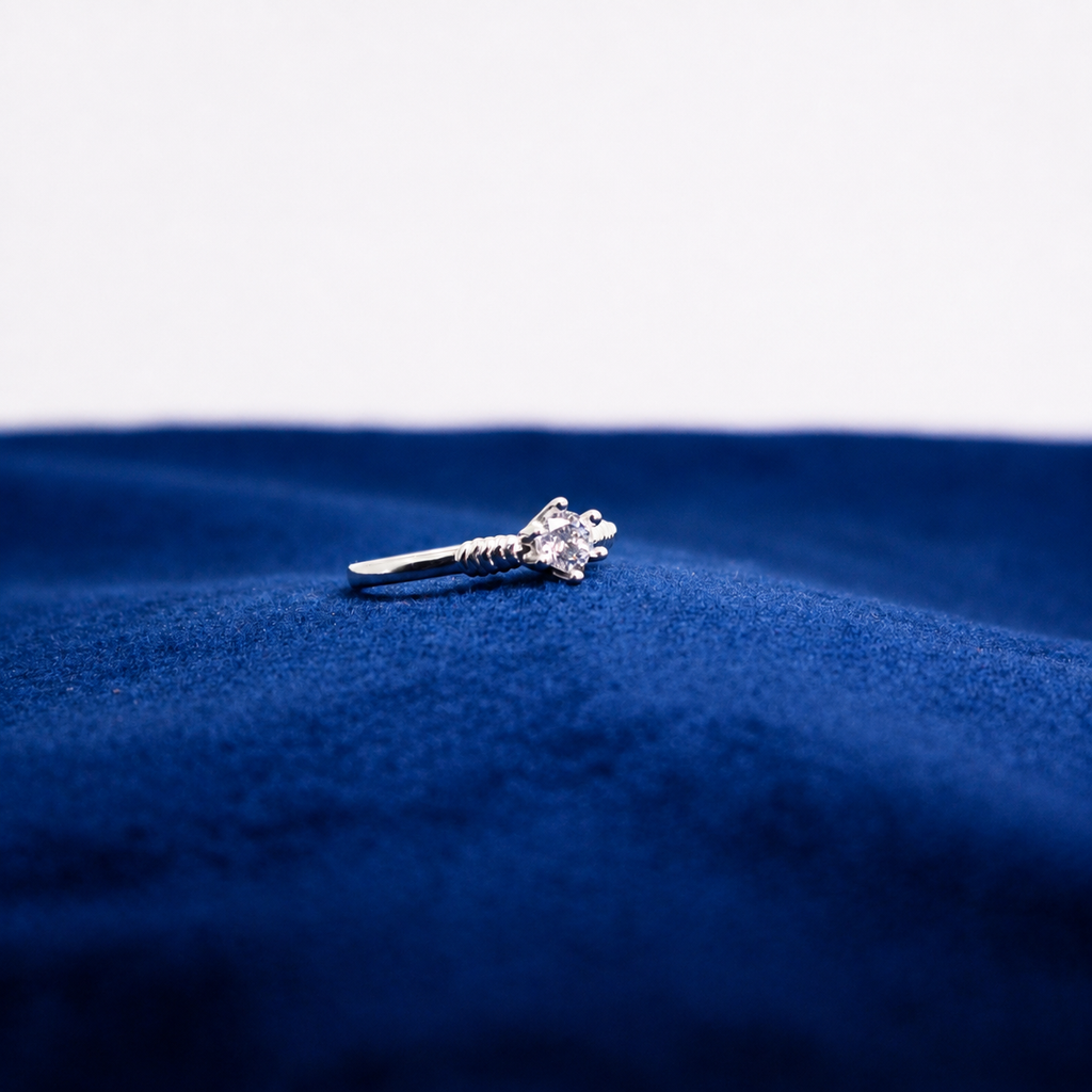 Silver Flora Lumière Ring