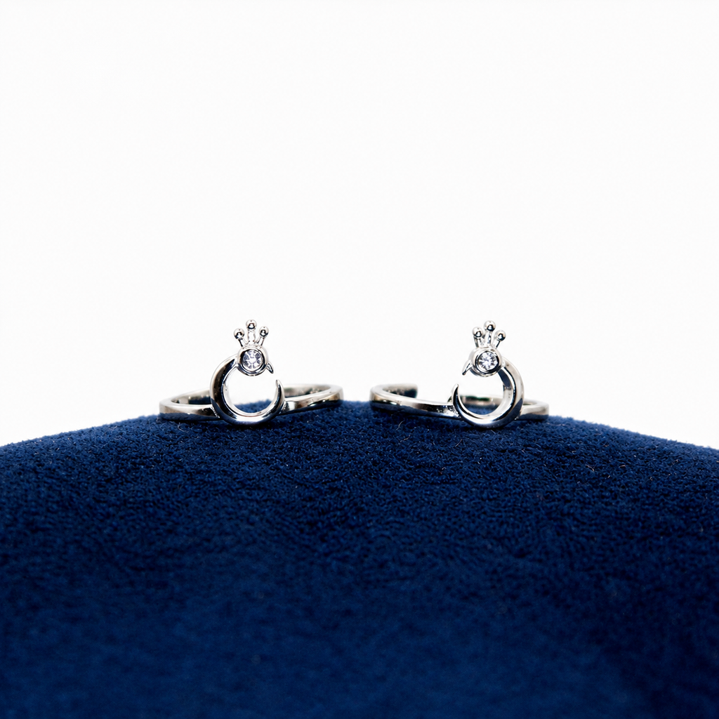 Celeste Crystal Loop Toe Ring