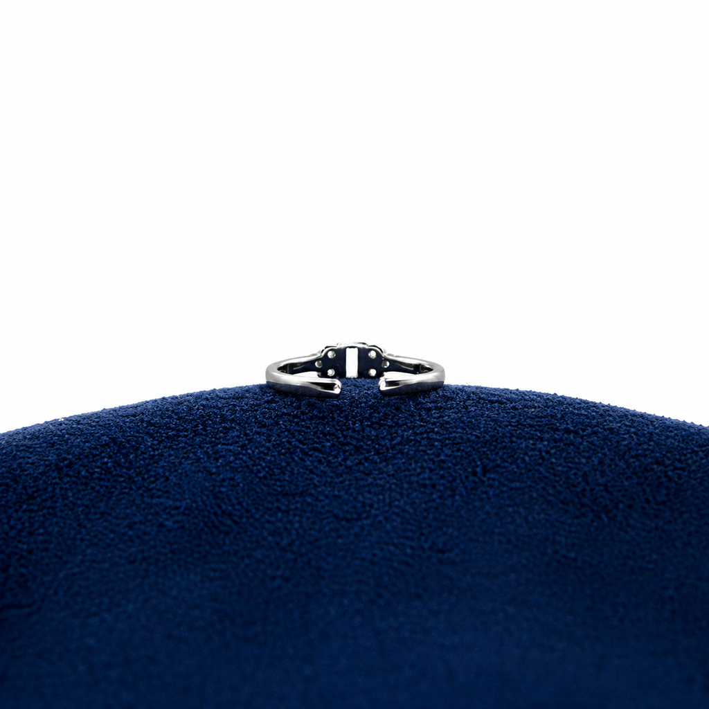 Silver Royale Crystal Toe Ring