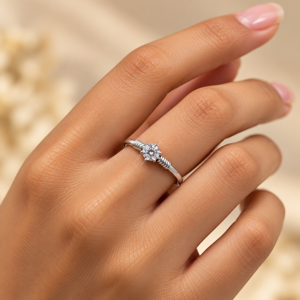Silver Flora Lumière Ring