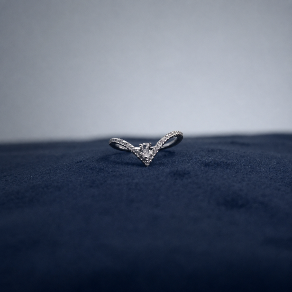 Silver Solenne Crossover Ring