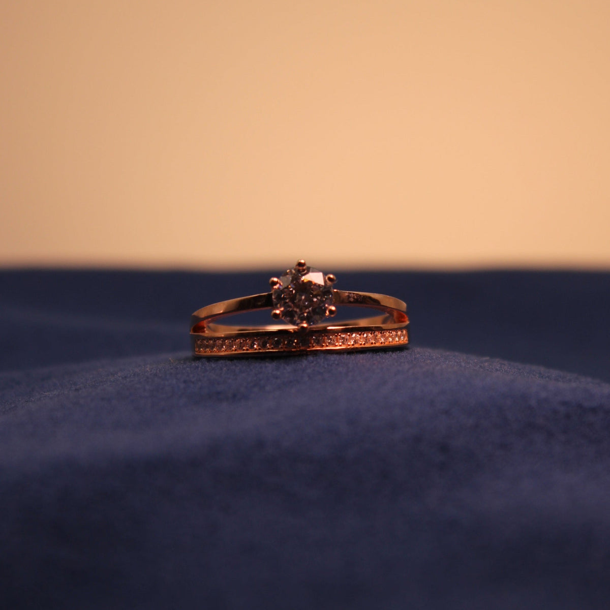 Silver Initial Élan Ring
