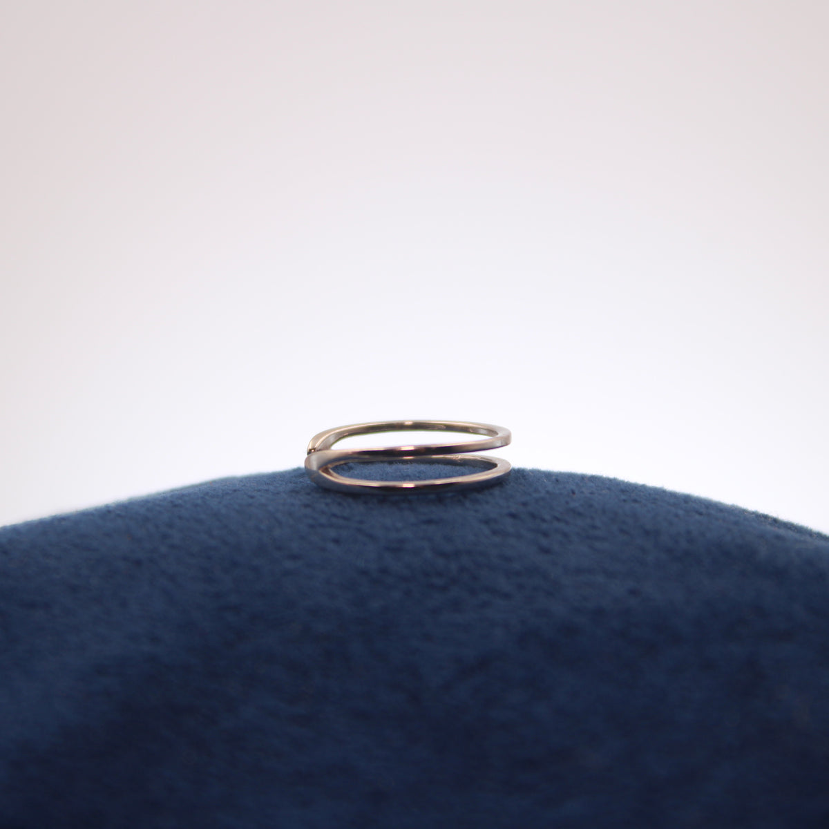 Elara Curved Multi-Band Toe Ring