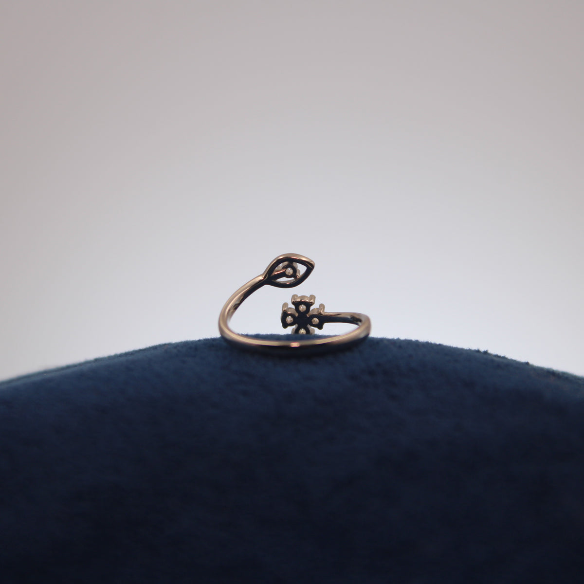 Liora Floral Toe Ring