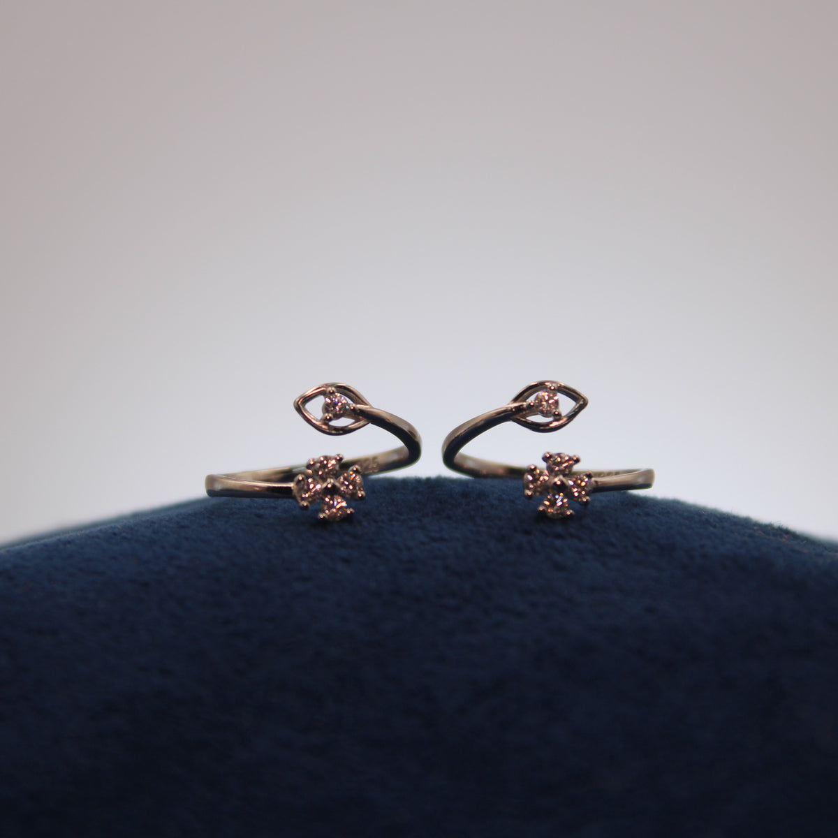 Liora Floral Toe Ring